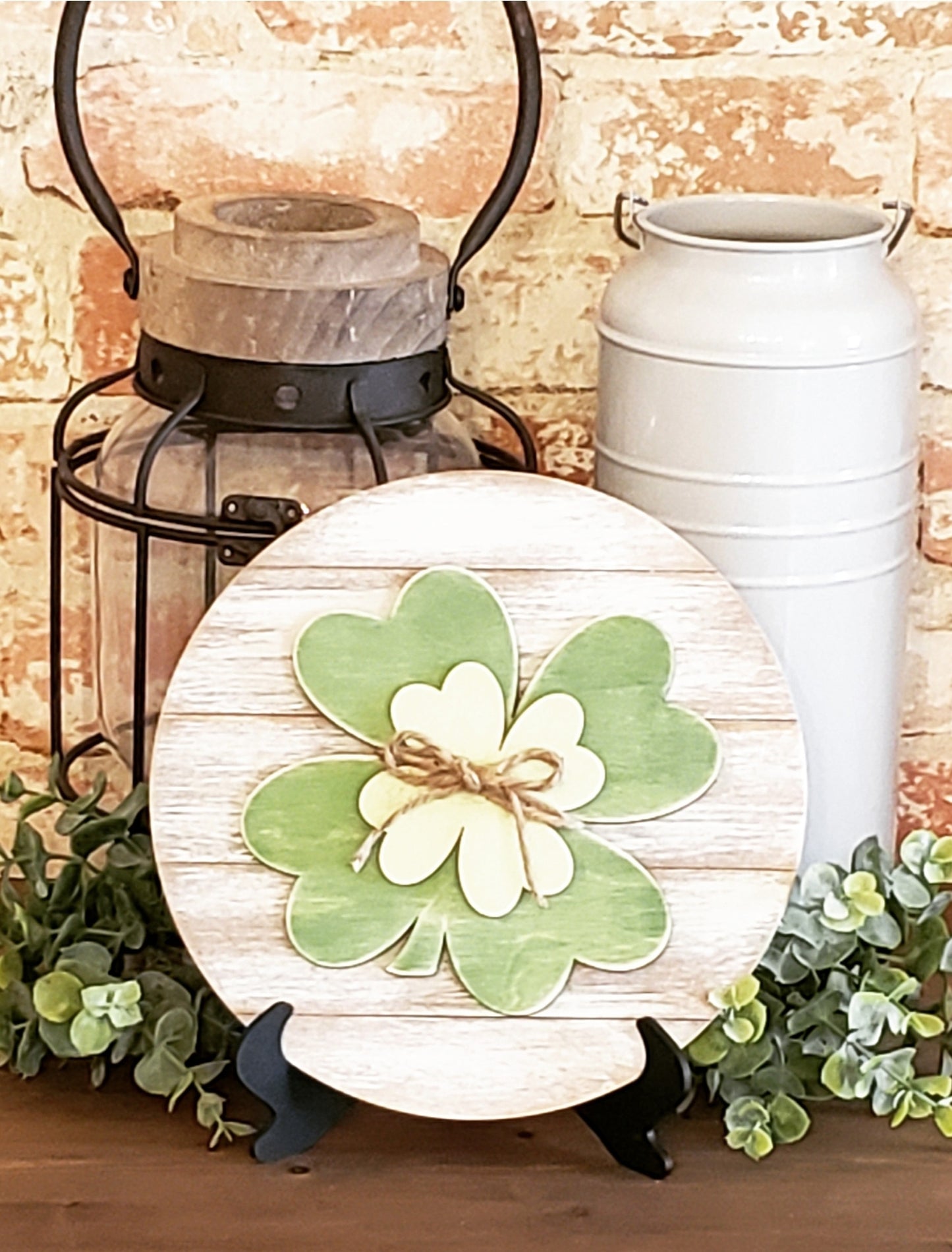 Shamrock Table Sitter