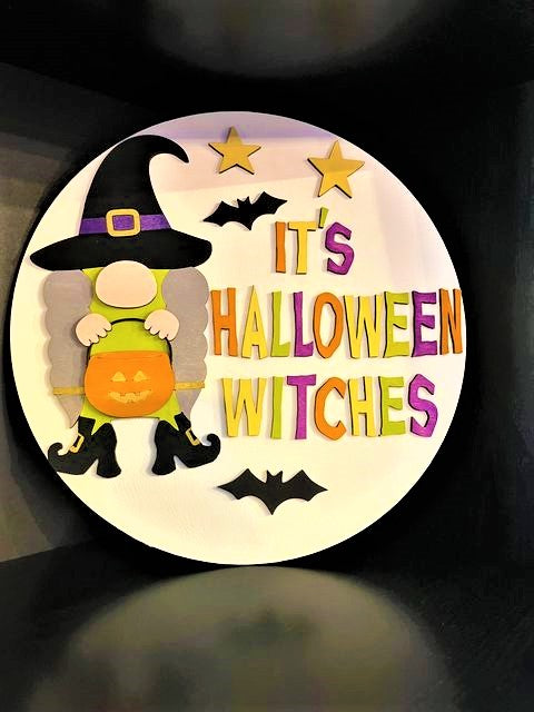 It's Halloween Witches